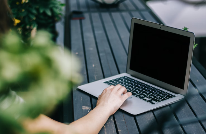 The Smart Way to Find Contact Details—Fast & Hassle-Free